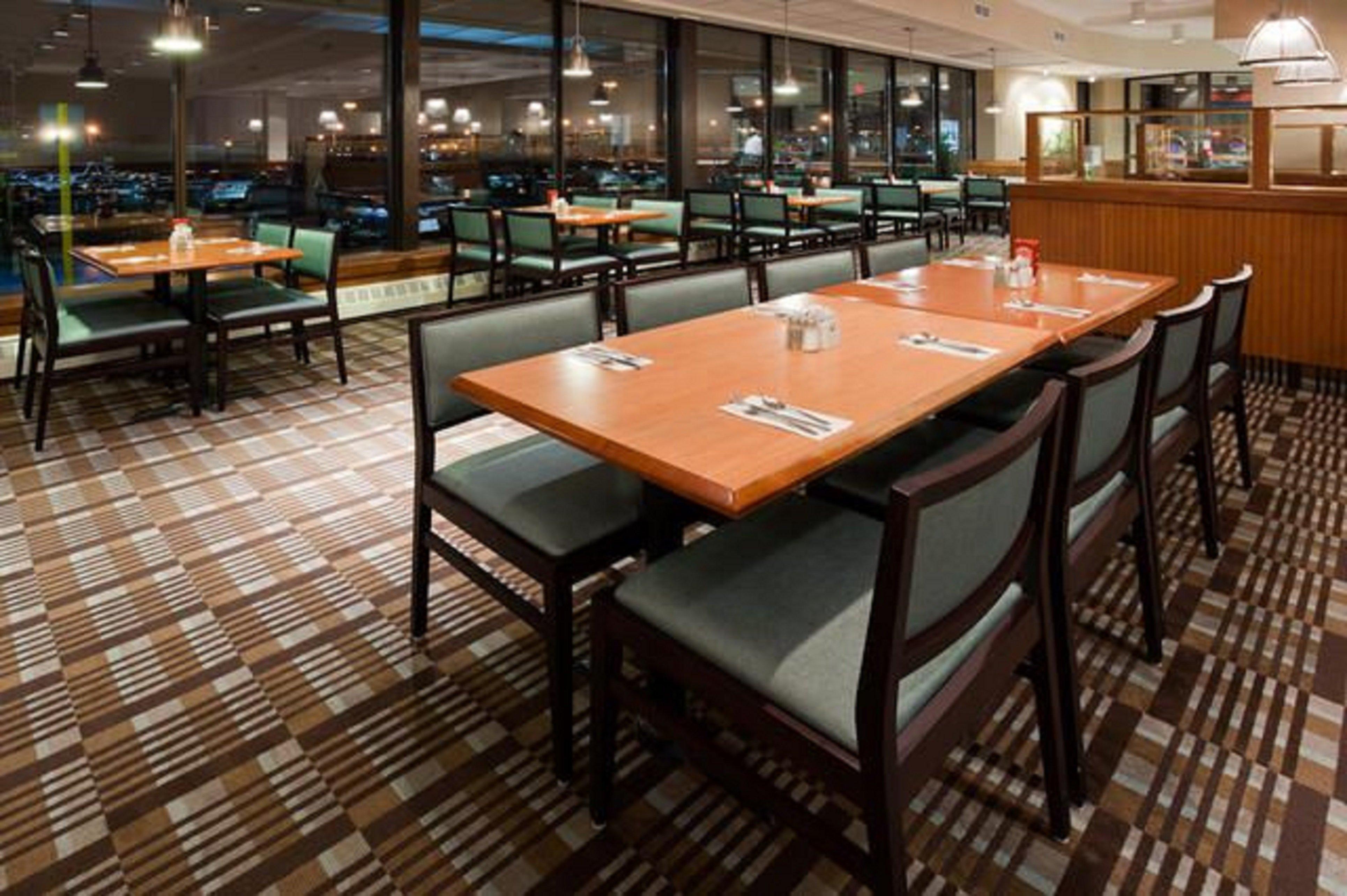 Holiday Inn Toronto Airport East By Ihg Экстерьер фото
